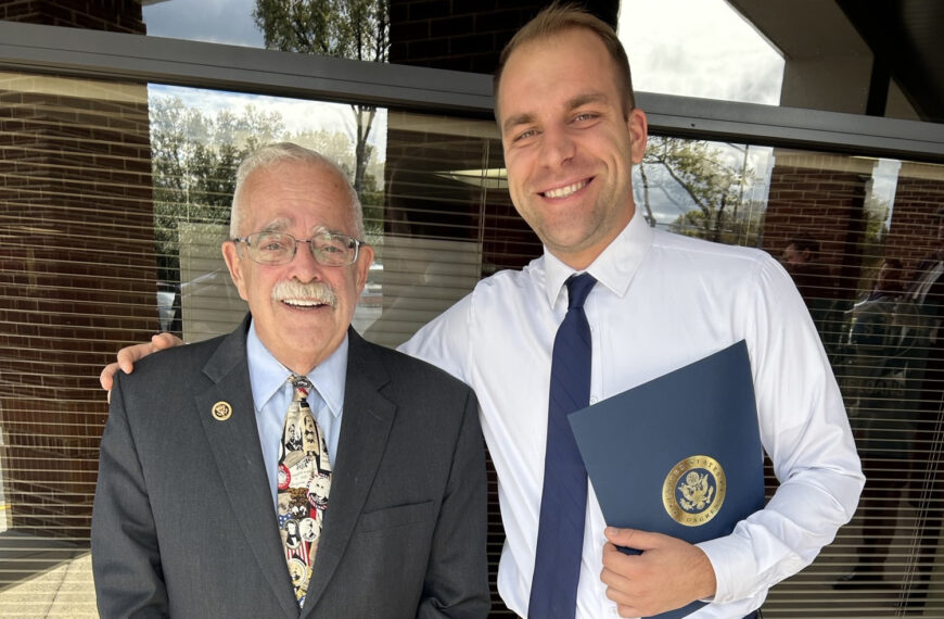U.S. Rep. Gerry Connolly (left) pictured with Gabe Segal ’16 (right)